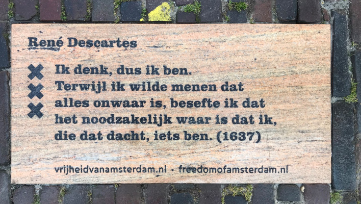 Langs de filosofentegels in hartje Amsterdam